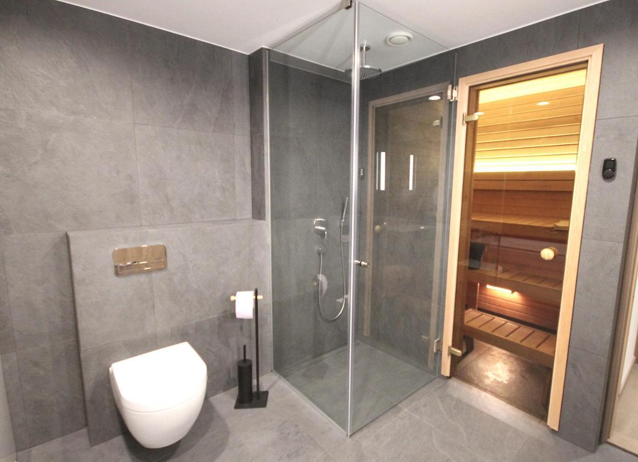 Tonismae Premium Apartment With Sauna Таллінн Екстер'єр фото